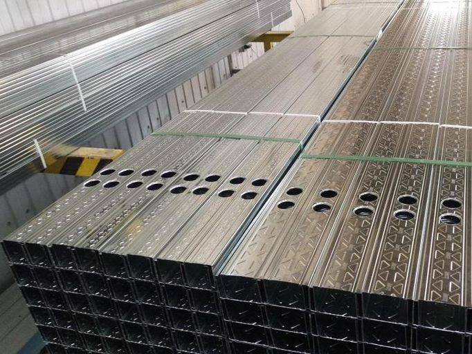 Модернизация производства стоечного профиля КНАУФ Модернизация производства стоечного профиля КНАУФ