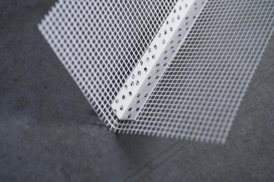 Уголок ПВХ 10х15 ISOMAX